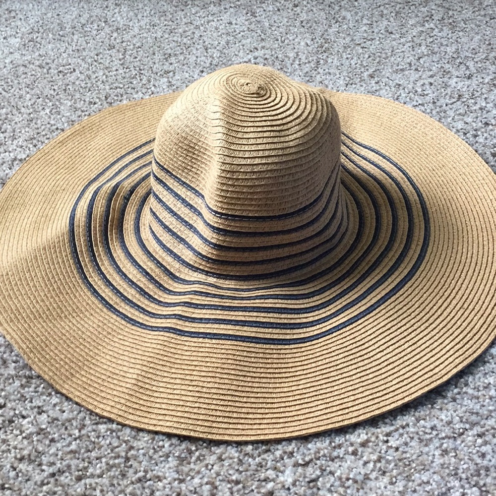 Sun hat